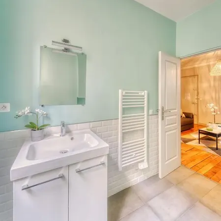 Best Location, Louvre Apartamento *